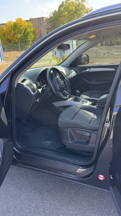 Audi Q5 Quattro 2011 року, 2.0 TDI , повний привід, механіка