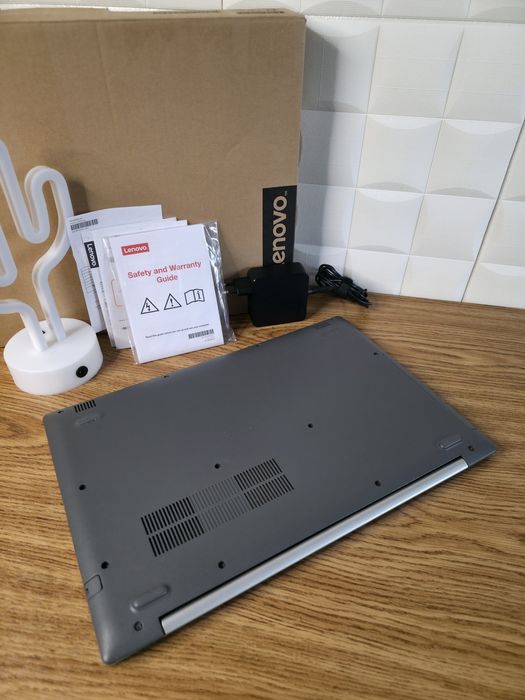 Игровой ноутбук Lenovo 15.6" — Radeon R7, ОЗУ 8GB, SSD+HDD