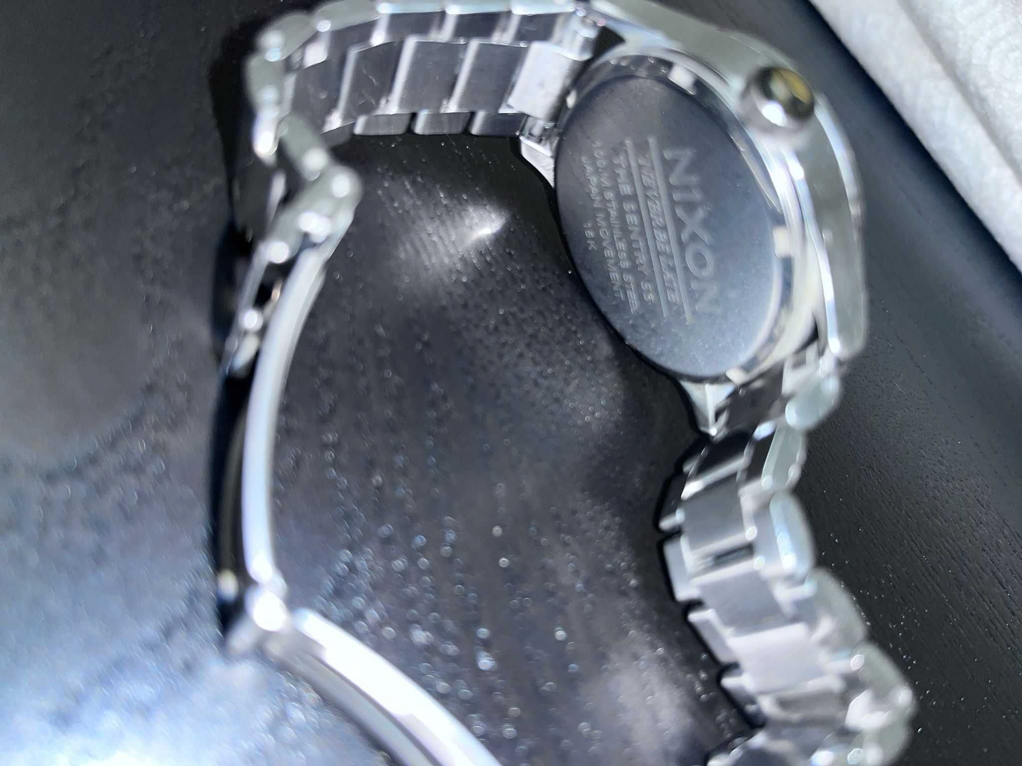 Nixon Sentry SS Prateado