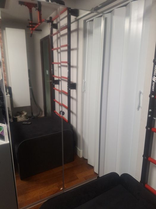 Szafa lustrzana ikea