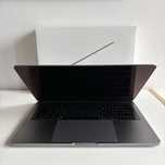 Macbook Pro 13’ 2018 4 portas Thunderbolt com TouchBar 250gb 8gb RAM