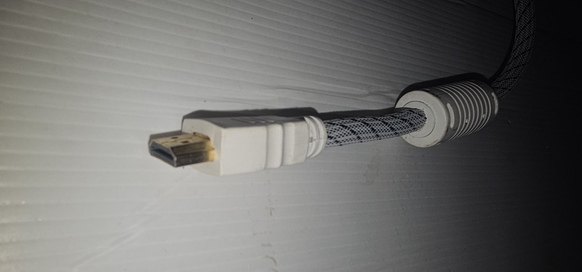 Кабель HDMI- HDMI 2 м