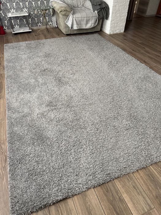 Продам ковры в хорошем состоянии, самовывоз