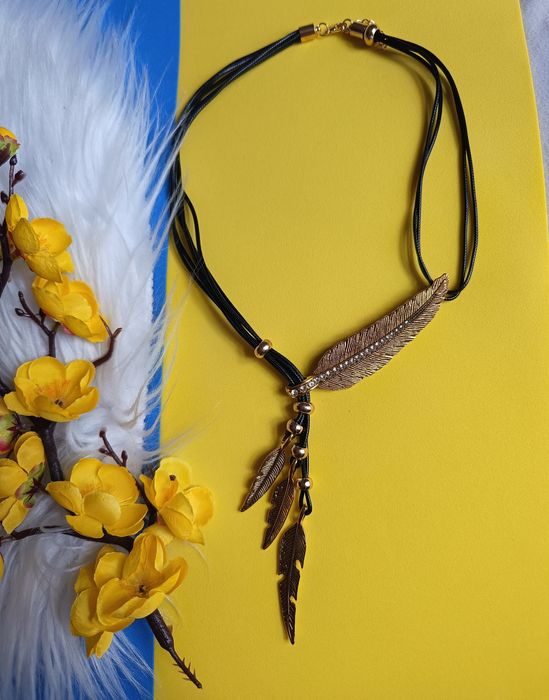 Naszyjnik damski pióra, nowy