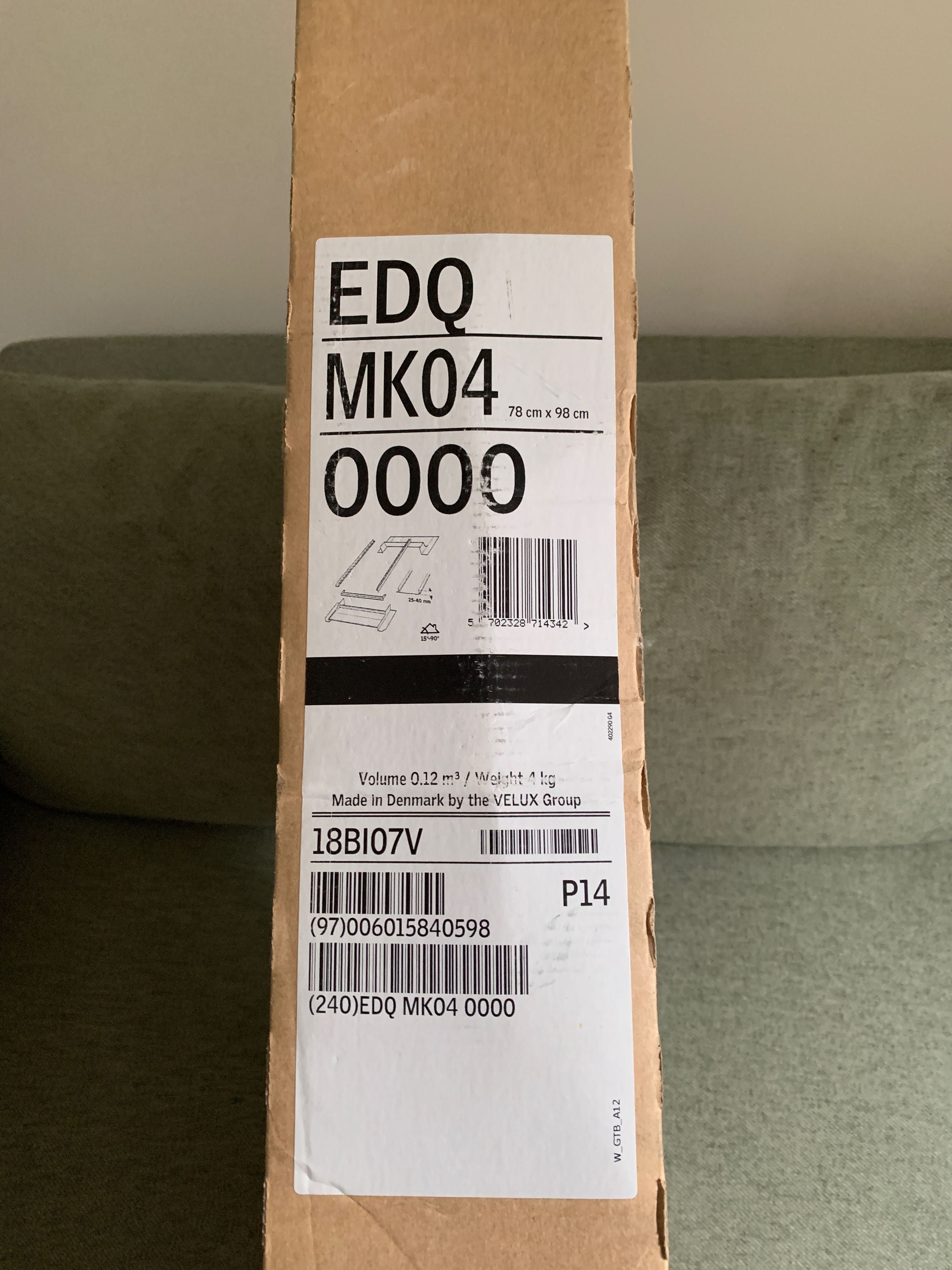 Kołnierz Velux do okna  dachowego na rąbek