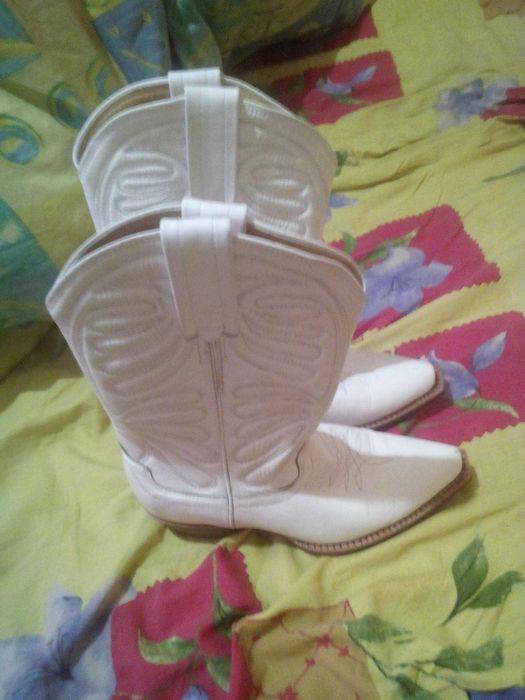 Сапоги-козаки женские