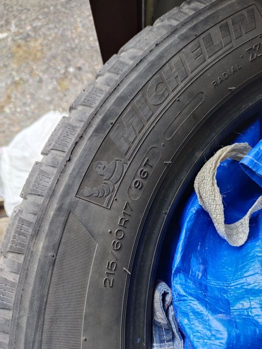 Зимові шини 215/60/r17, Michelin