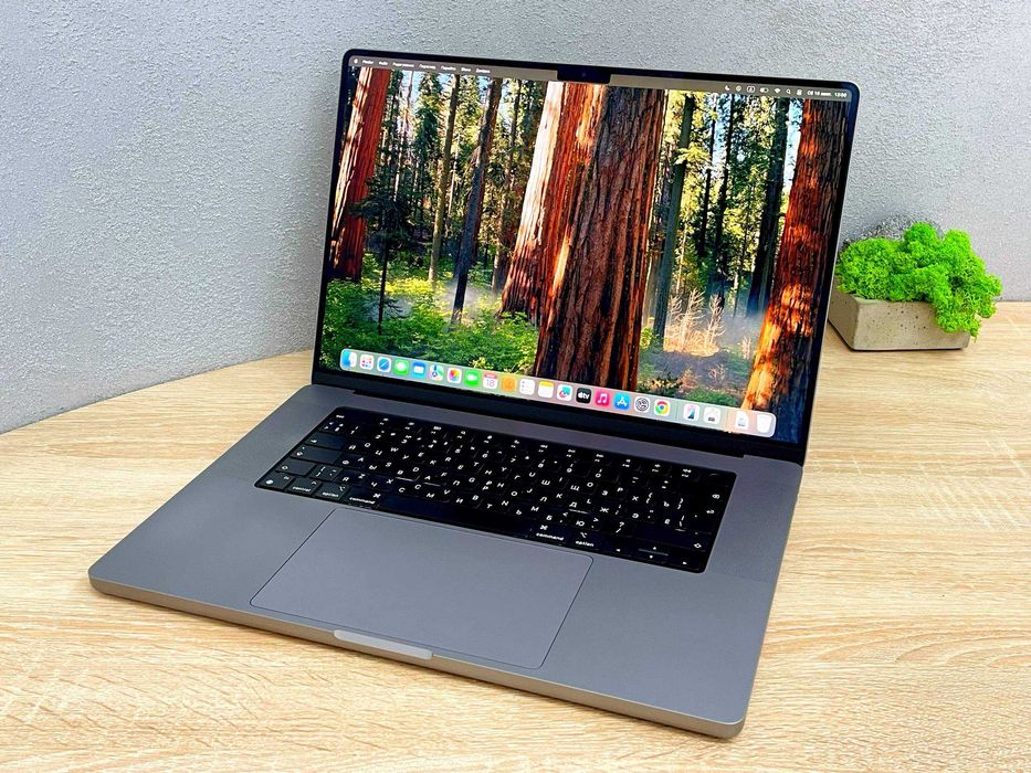 Apple MacBook 16" M1 Pro 2021 16gb RAM/512 SSD Ідеал Макбук Про М1