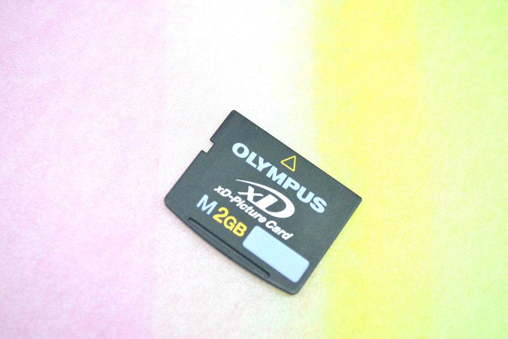 xD karta pamięci OLYMPUS 2GB M do retro aparatów Olimpus i Fuji