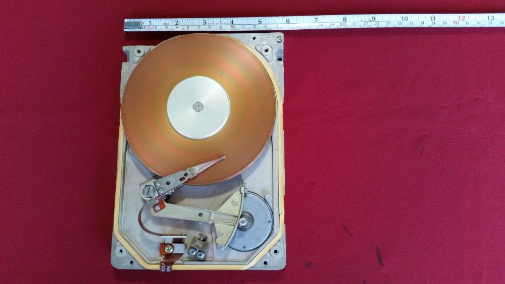 Vintage HDD 5,25" Seagate Model ST-225 - Museu informatico