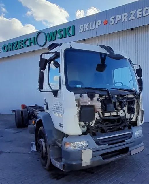 Kabina  DAF LF 45, 55  bez wyposażenia