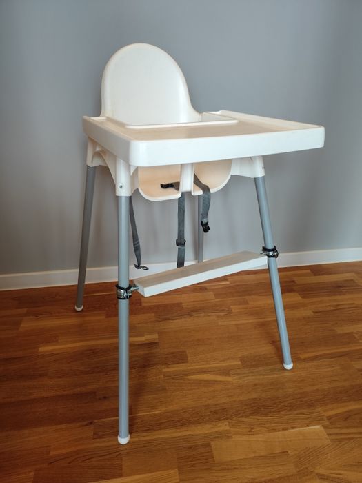 Krzesło do karmienia z podnóżkiem Ikea