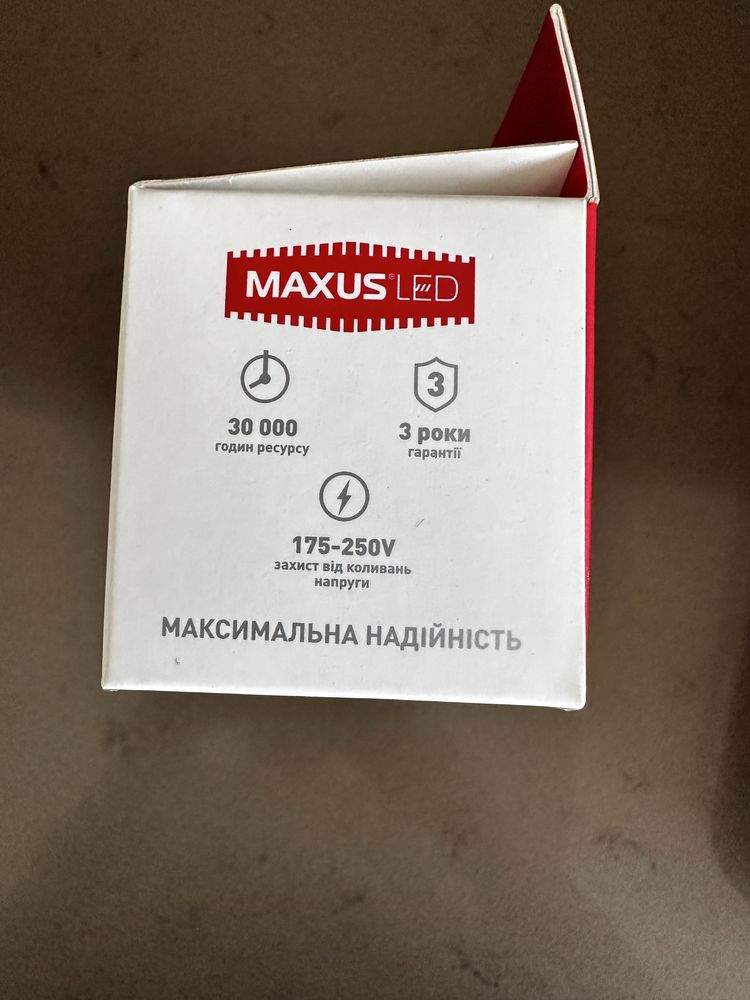 Нові світодіодні лампочки Maxus led 3 mr16
