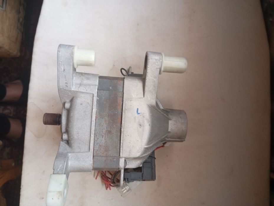 Продам мотор на стіральну машинку