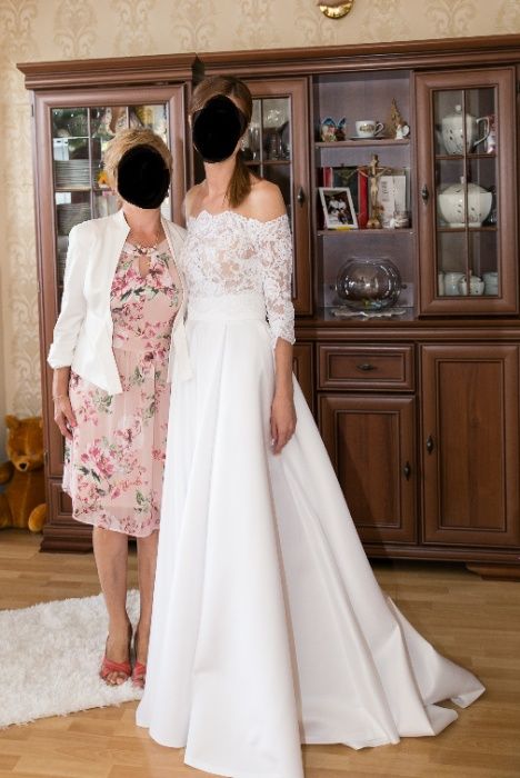 Dwuczęściowa suknia ślubna