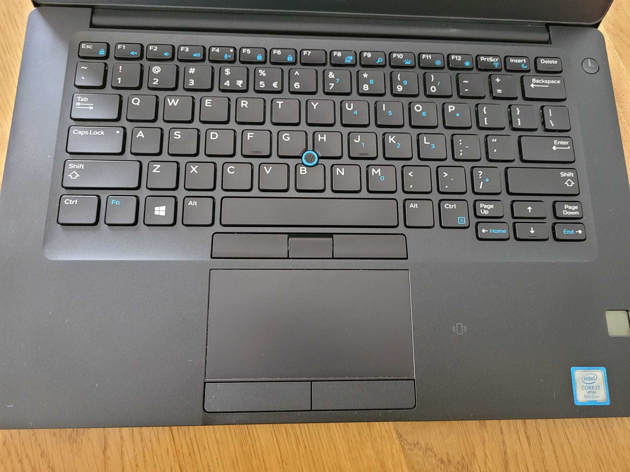 Laptop Dell Latitude 7490 i7 32 GB RAM 256 SSD Windows 10 Pro