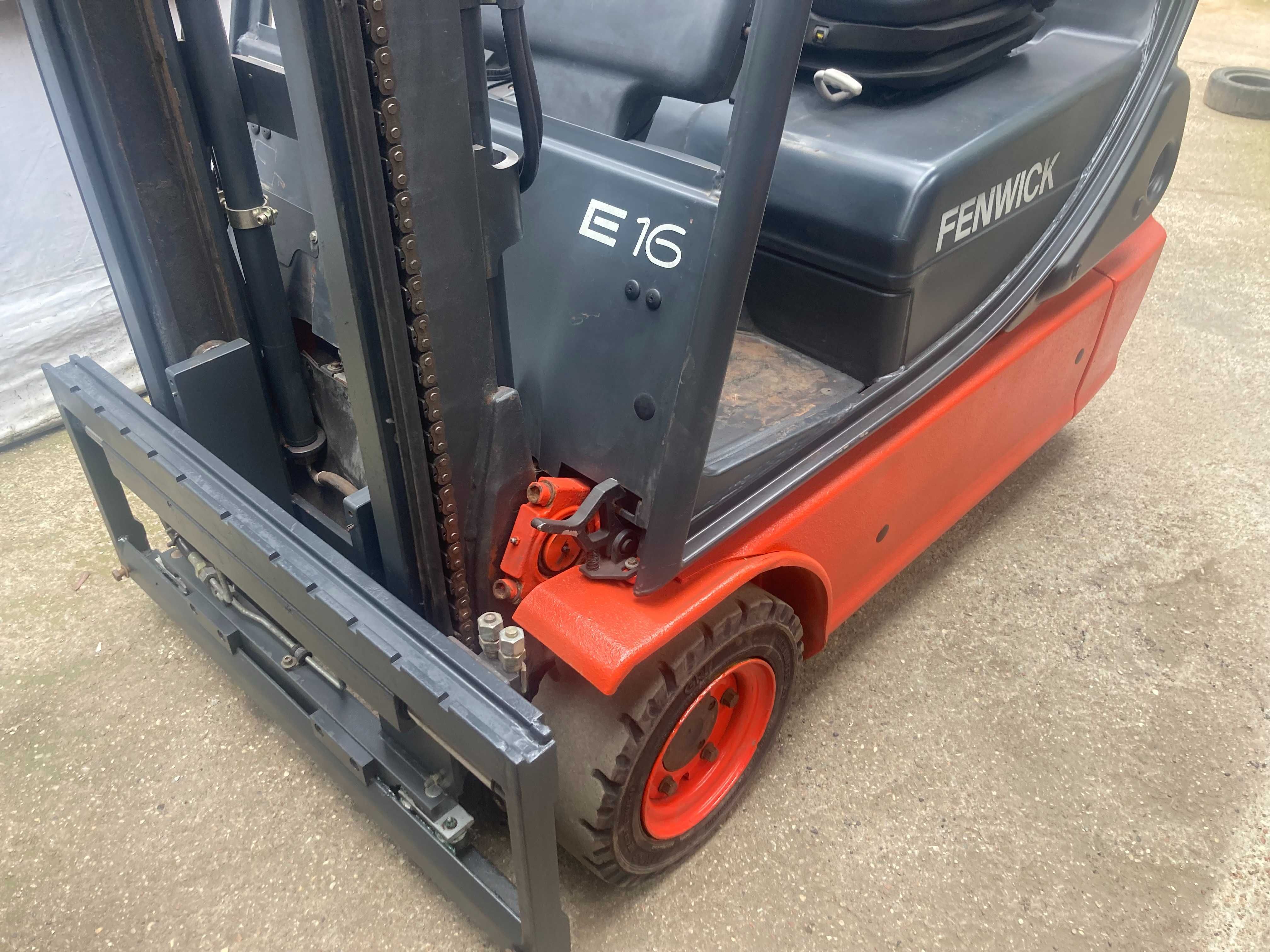 Linde E16C-335, 4 hydrauliki przesuw wózek E14 E20