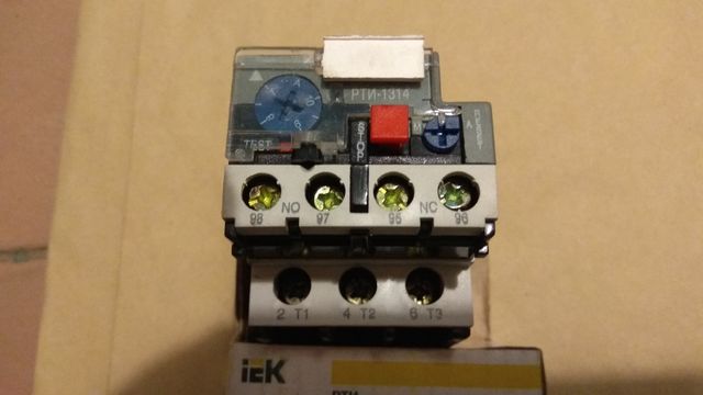Реле электротепловое IEK РТИ-1314. 7÷10 A