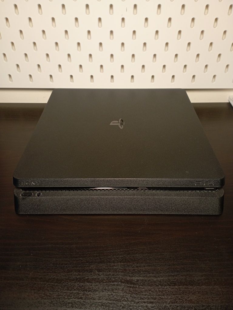 PS4 (como nova)-tudo incluido