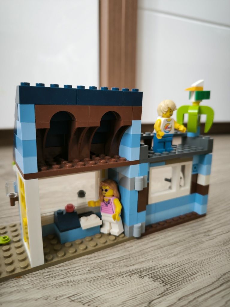 Zestaw LEGO Creator 3 w 1 31063 Wakacje na plaży .