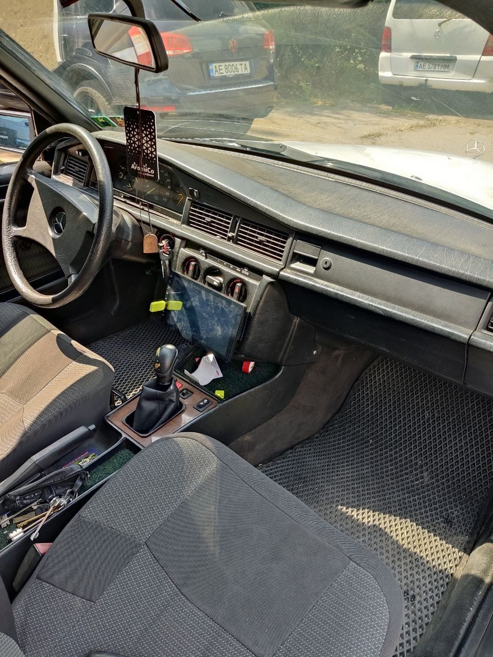 Mercedes Benz 190