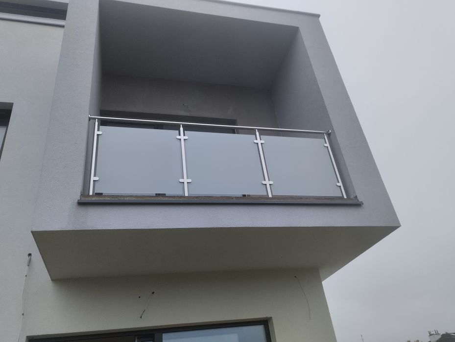 Balustrady ze stali Nierdzewnej