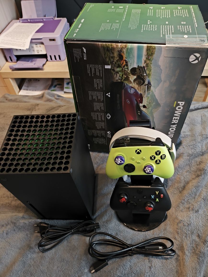 Podstawka na pady Xbox i słuchawki – druk 3D – solidna i trwała

Wykon