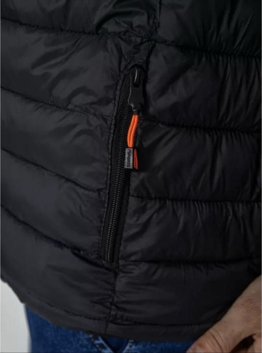 Демісезонна чоловіча куртка на синтепоні