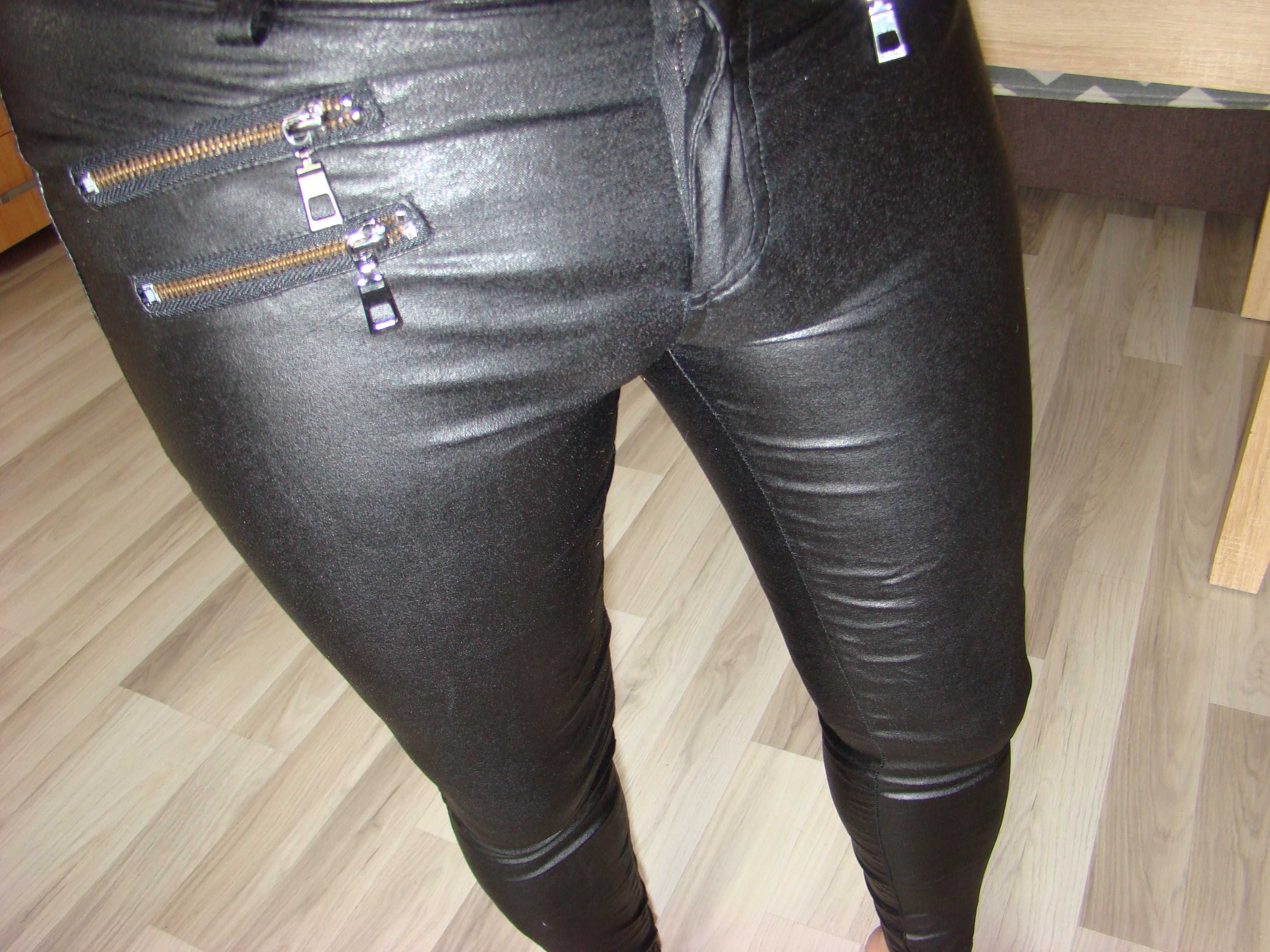 Mohito R.32 Jeans rurki skiny woskowane XXS