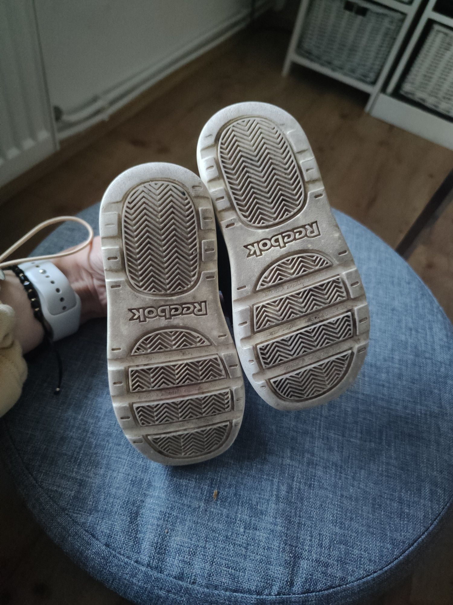Reebok buty dziecięce adidasy chłopięce 25