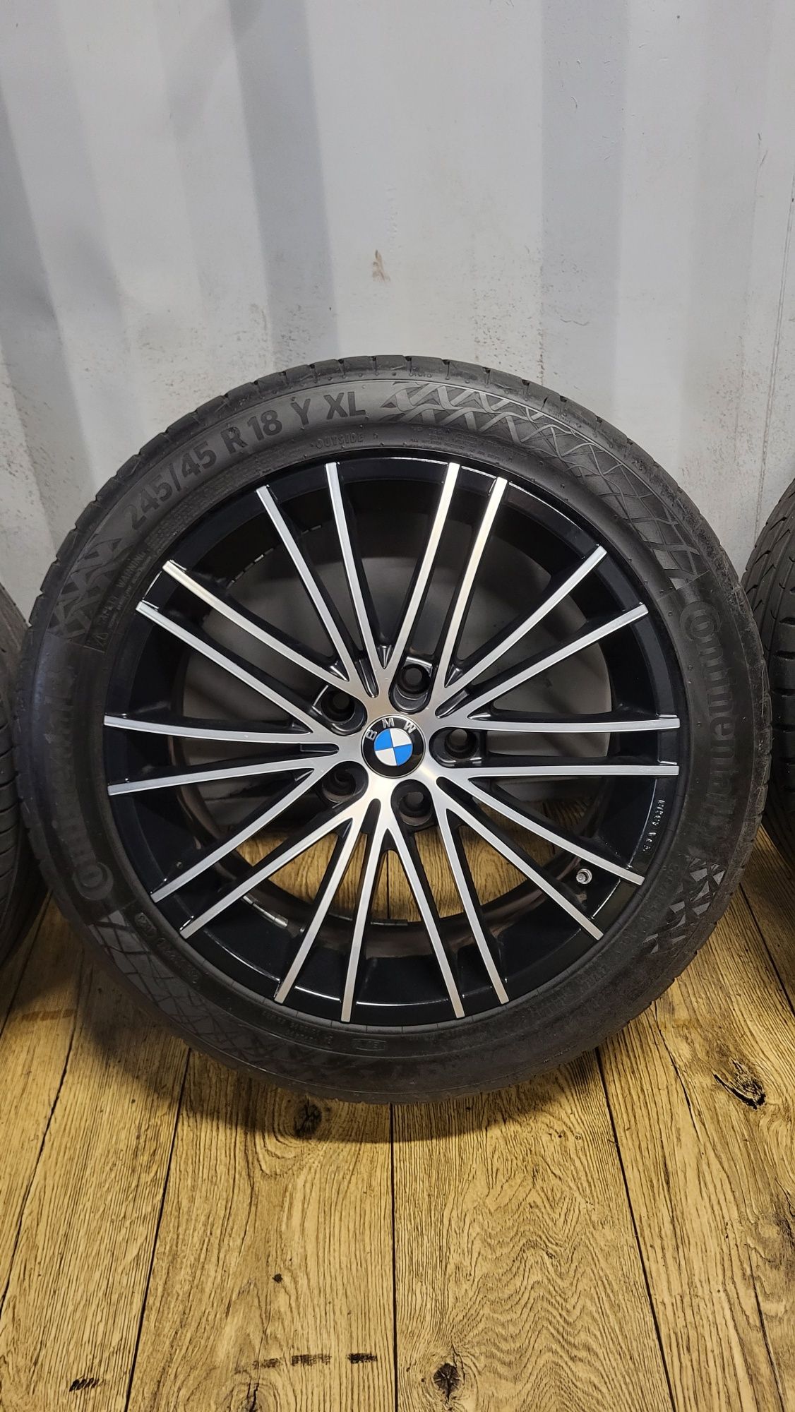 Felgi BMW 18" 5x120 z oponami 245/45 R18 5 F10 F11 E60 3 F30 F31 X1