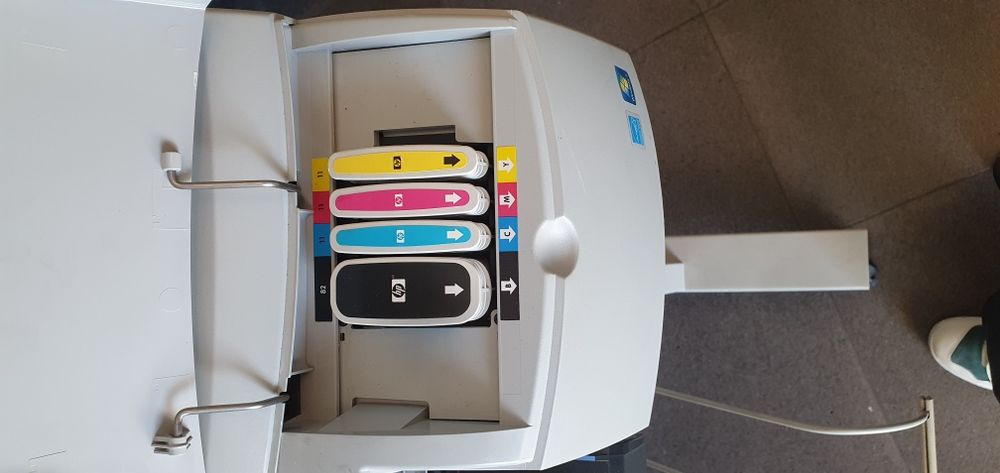 Plotter HP DesignJet T1100 + Guilhotina A3 Staples