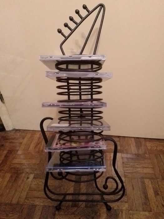 Porta CD's em forma de guitarra (18 CD's)