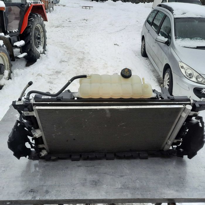 Ford F-150  2021- 3,5 Ecoboost chlodnice wentylator komplet