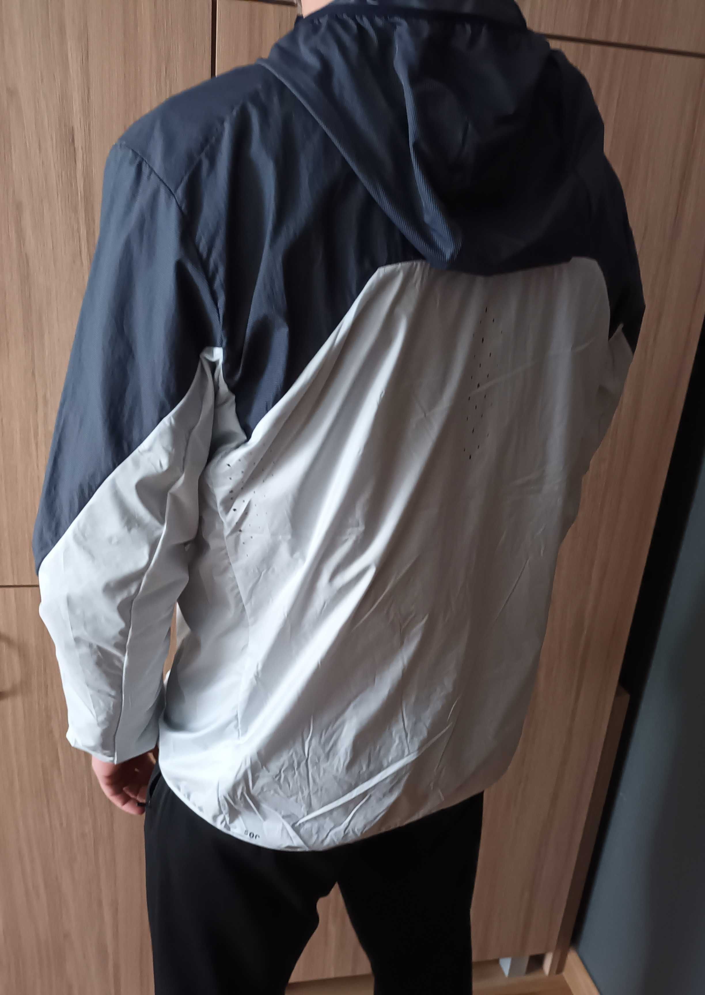 Nowa kurtka sportowa przeciwwiatrowa męska rozm, XL z kapturem