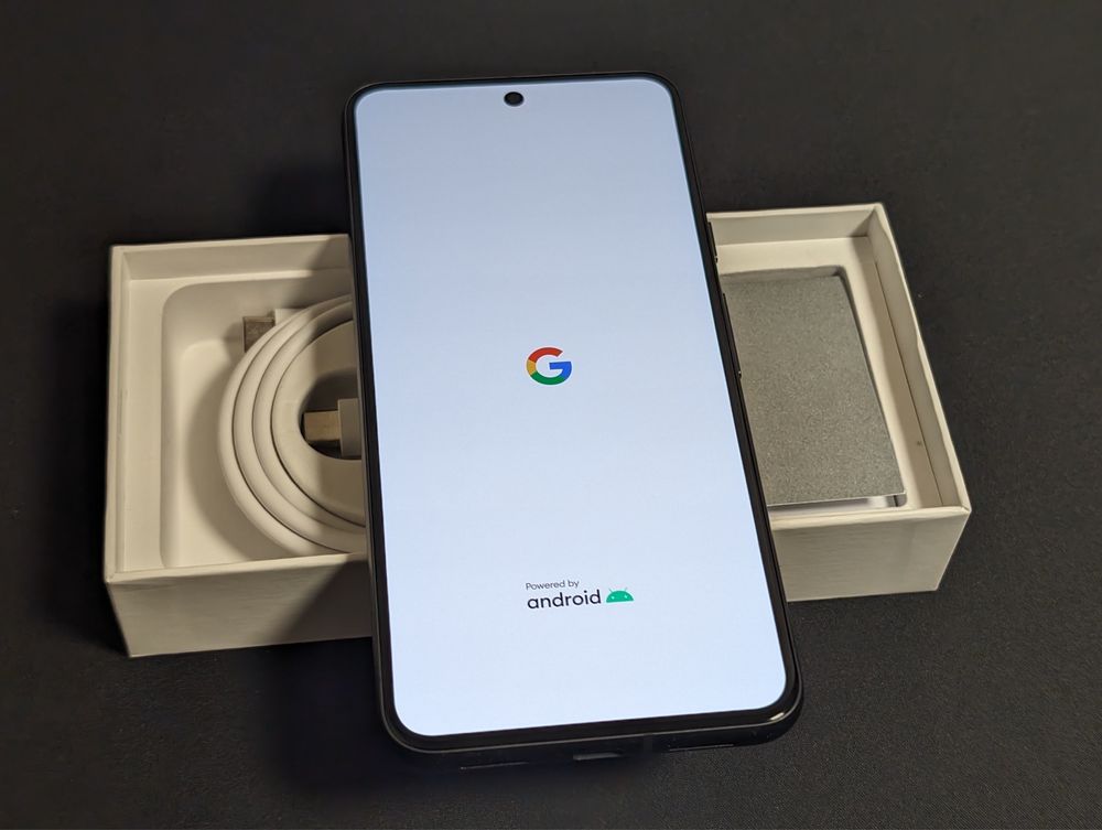 Google Pixel 8 8/128GB Obsidian Смартфон