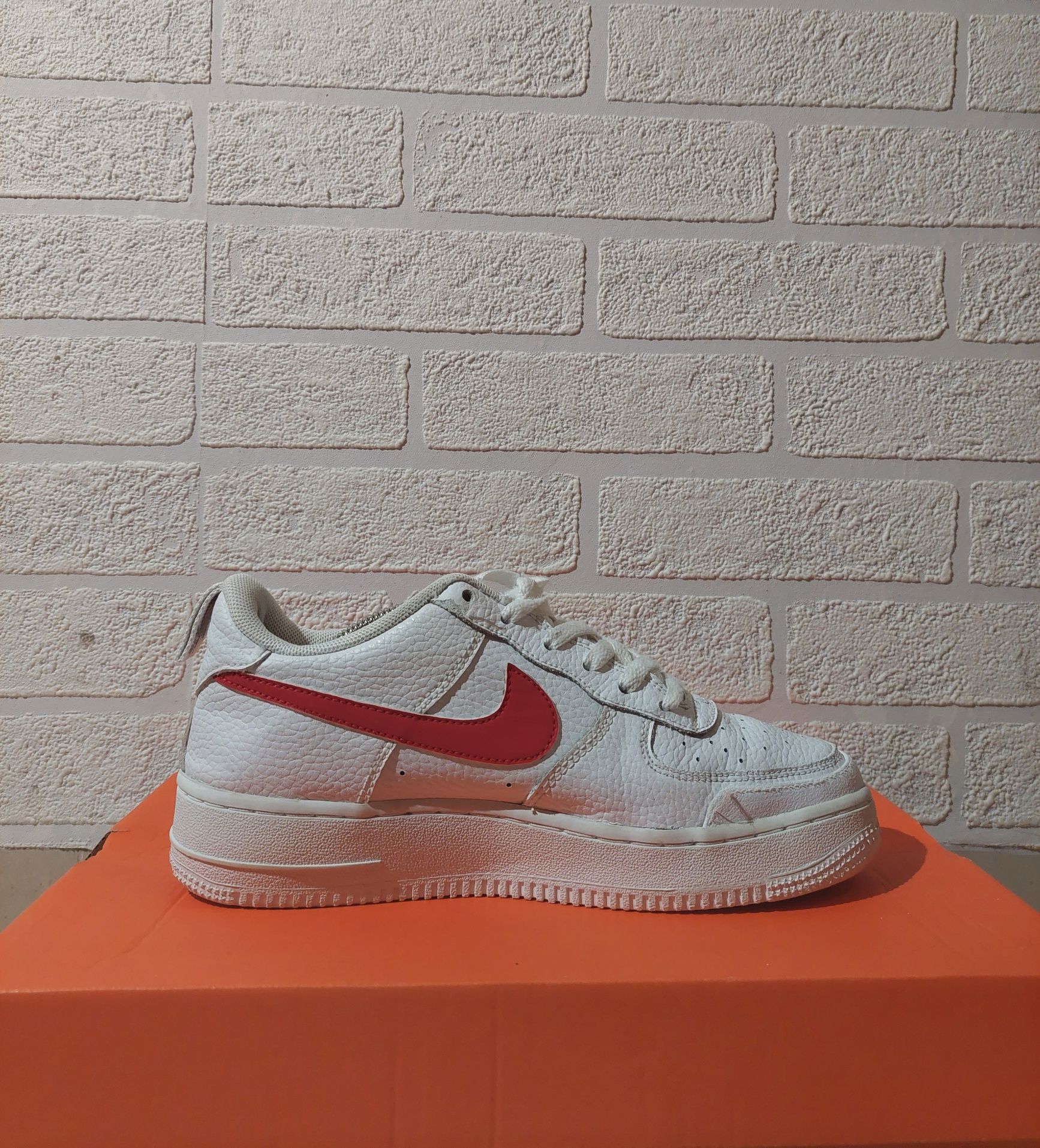 Nike Air Force 1 Low 07 White University Red (GS)