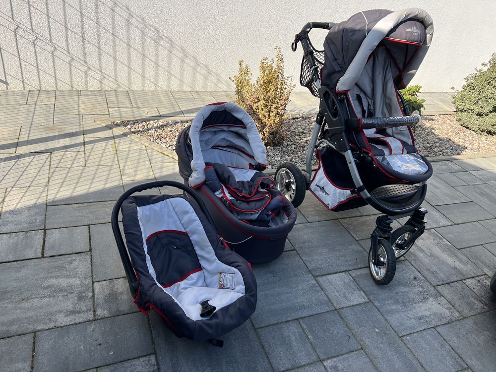 Ładny wózek dziecięcy 3w1 Bergsteiger Capri