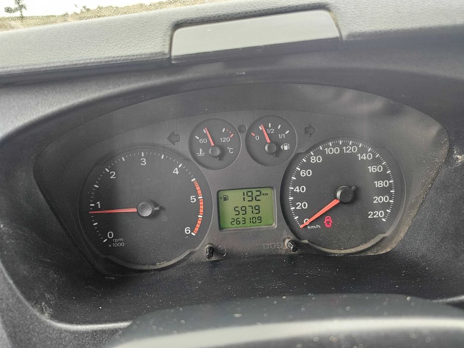 Ford Transit cabine dupla 7 lugares