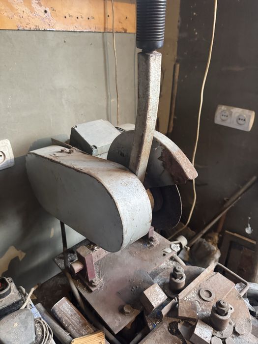 Станок для металу