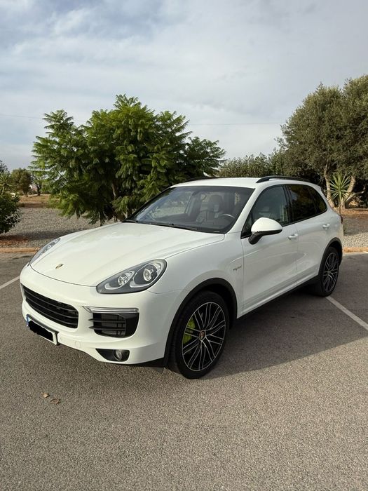 Porsche Cayenne S Hybrid