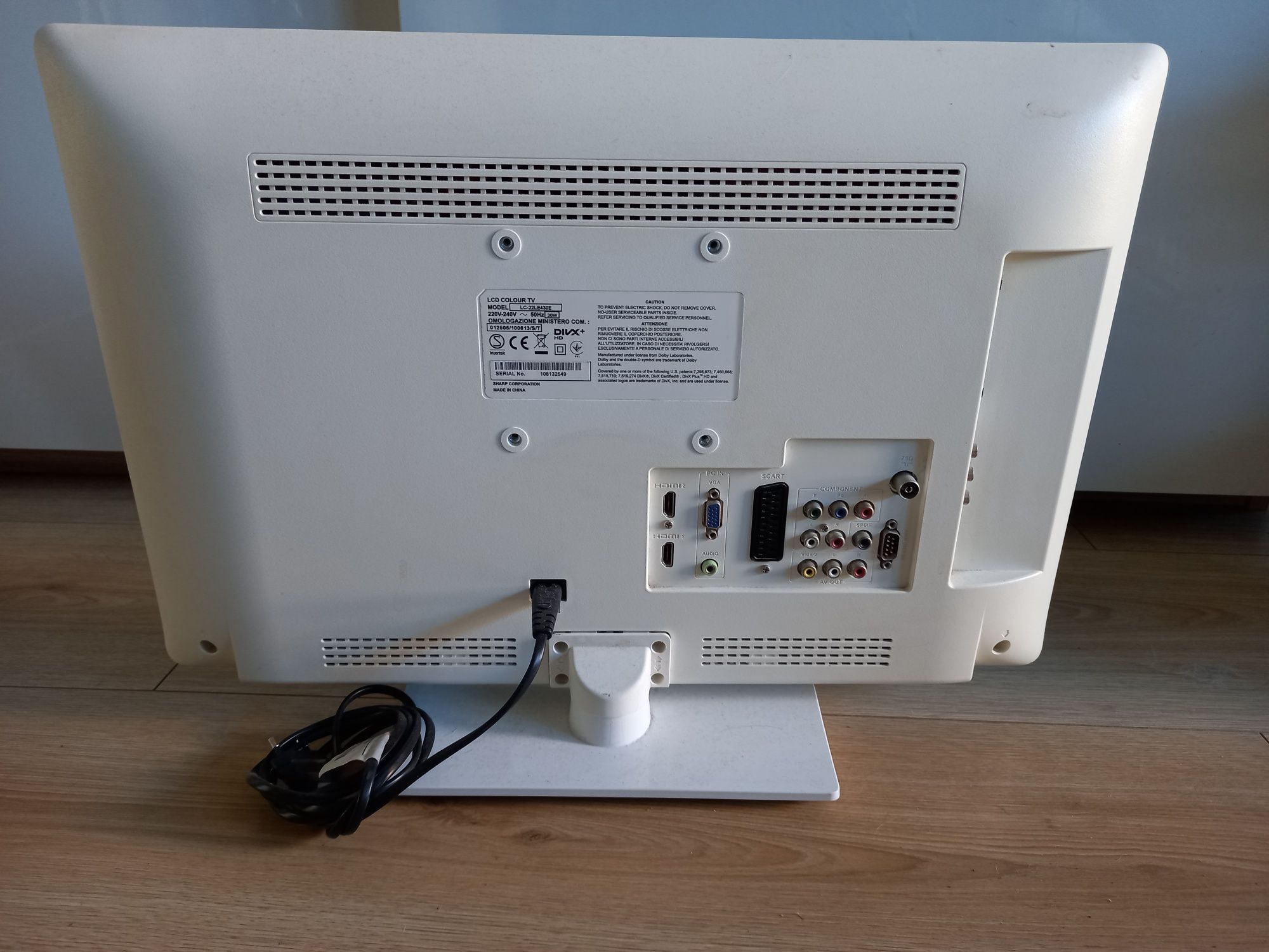 Telewizor Sharp 22"