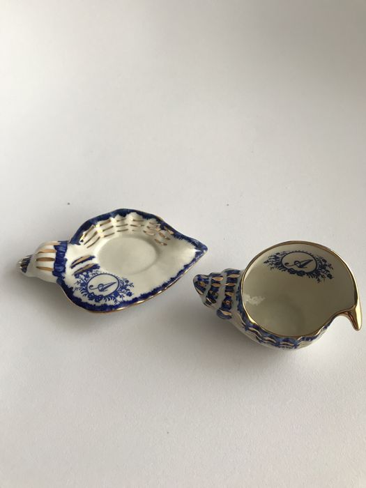 Peça decorativa em porcelana