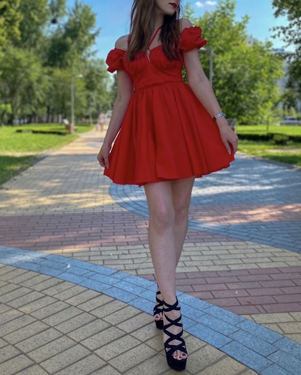 Новые  платья в двух цветах