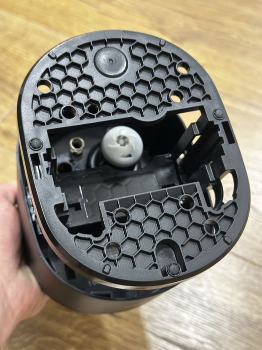 Braun S9 очисна зарядна станція