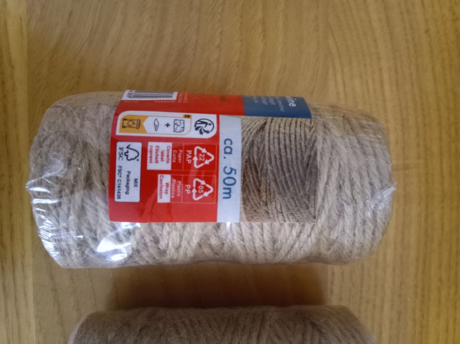 Conjunto de 4 rolos de juta. 200 metros