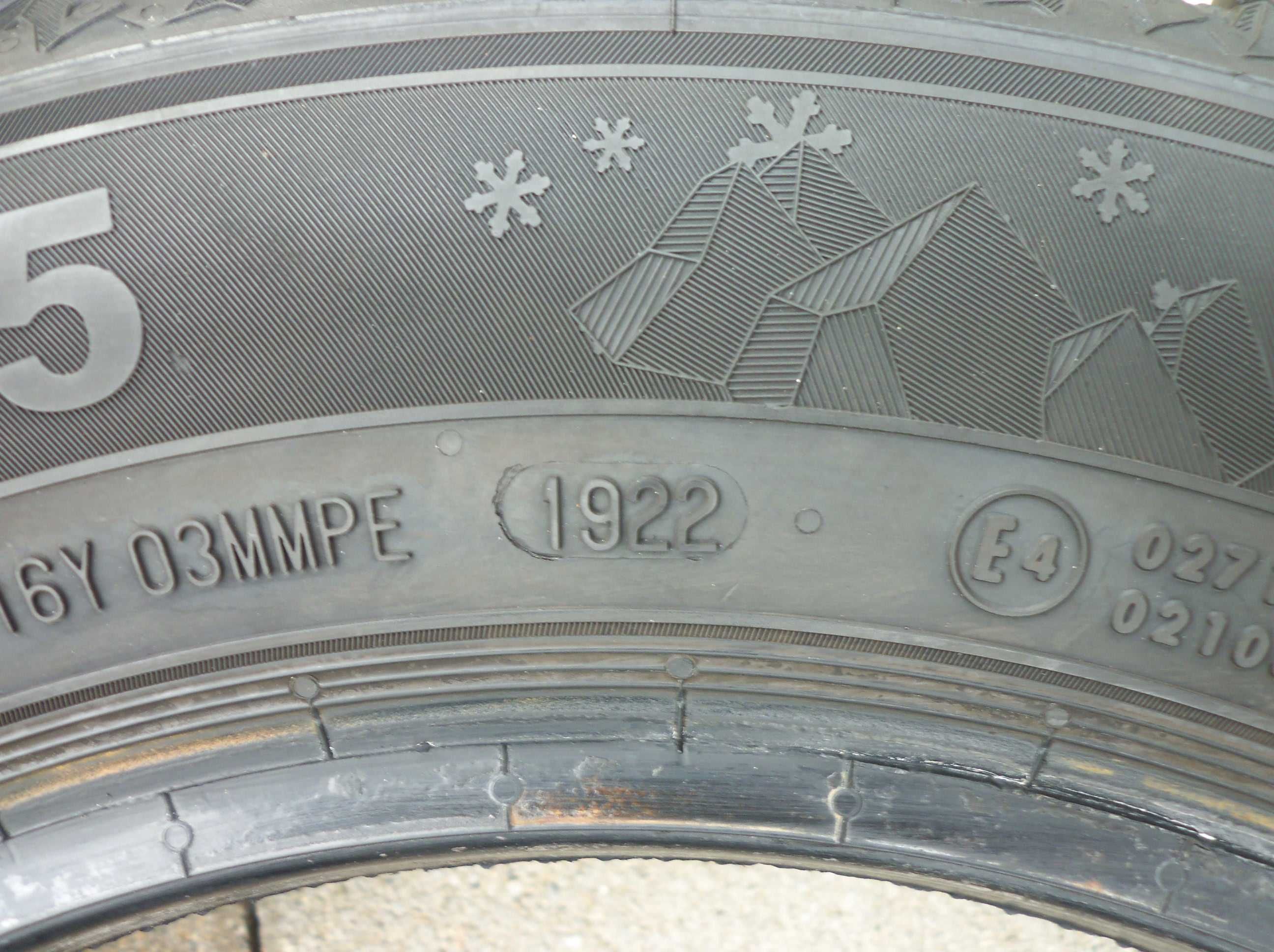 opony zimowe zima 165/70R14 81T SEMPERIT Speed-Grip 5 2022rok 7,5mm.