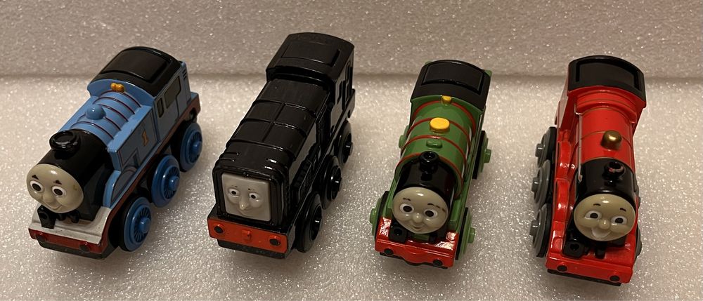 Tomek i przyjaciele metalowe ciuchcie kolejka drewniana pociąg baterie