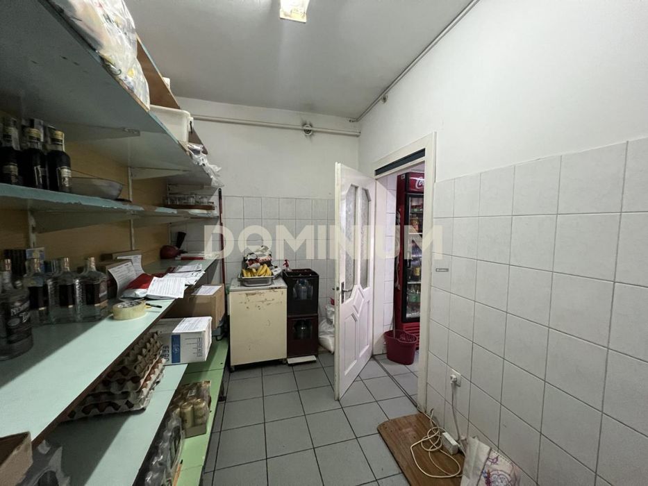 Продається комерційна будівля у м. Хуст