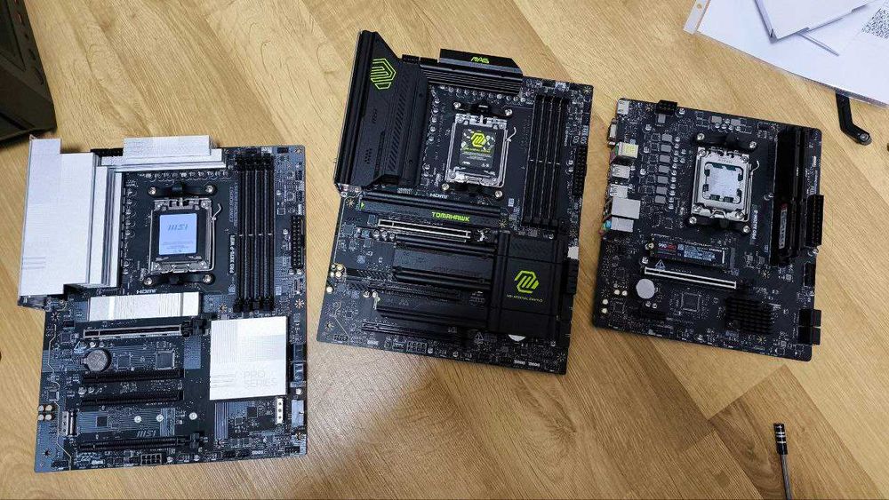 Материнська плата MSI PRO A620M-B (sAM5, AMD A620, PCI-Ex16)